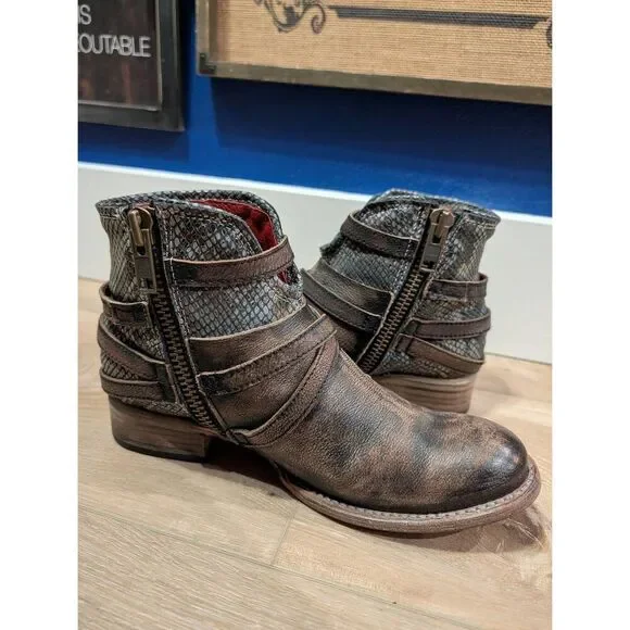 Freebird by Steven Belfast Booties Women's 9 Black Multi Blue Snake - Picture 6 of 12